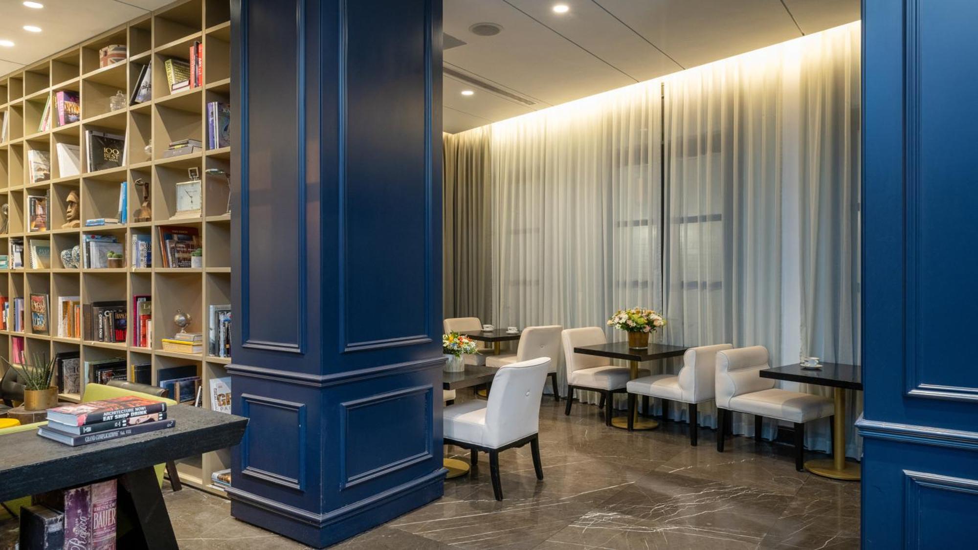 Hotel Indigo Tel Aviv - Diamond District By Ihg Giv'atayim Exterior foto Library